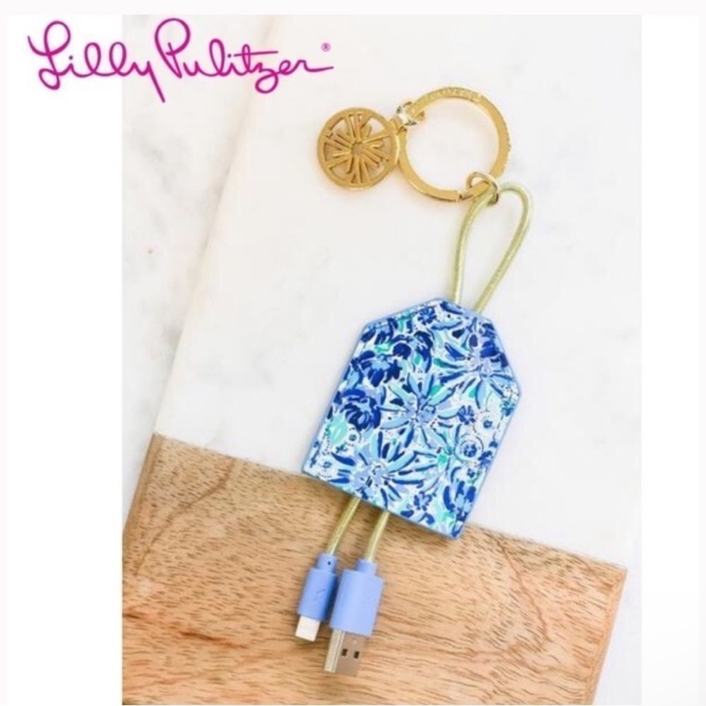 Lilly Pulitzer charging tag in high maintenance print NWT in box - Picture 2 of 6